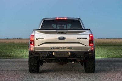 12-hennessey-2017-velociraptor-600