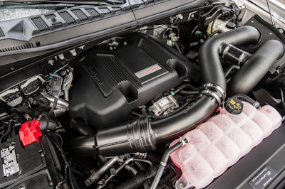 21-hennessey-2017-velociraptor-600