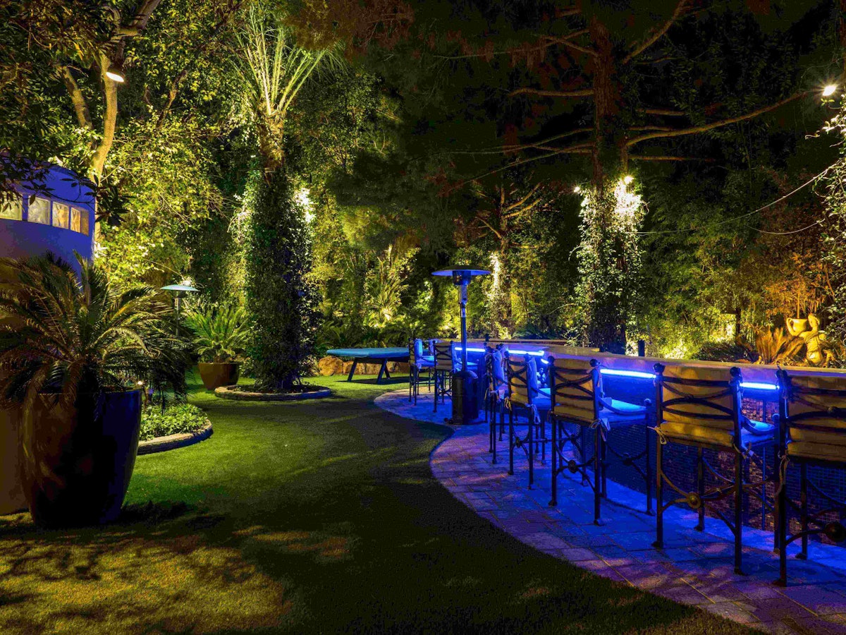 Twilight landscape lighting on sale
