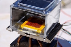 solar-powered-water-vapor-harvester