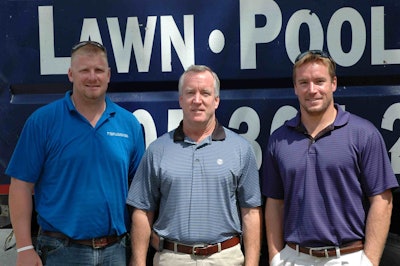 employees for reef tropical pool and landscape company
