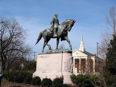 The controversial Robert E. Lee statue at Emancipation Park in Charlottesville, Virginia. Photo: Wikipedia