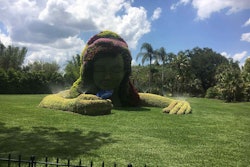 girl-topiary