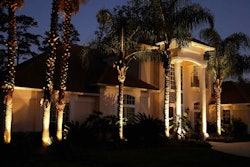 led-lighting-frount-yard