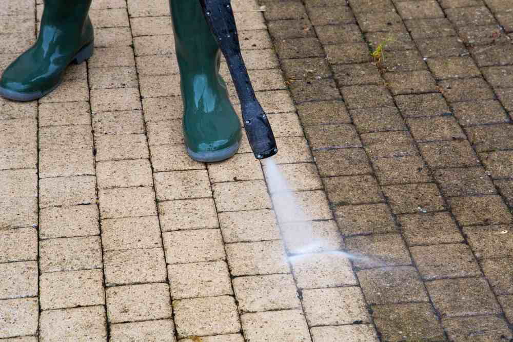pressure-washing-hardscape
