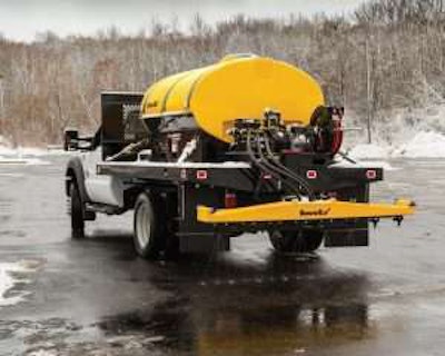 Liqui Maxx spray system Photo: SnowEx