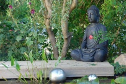 peace-garden-buddah-statue