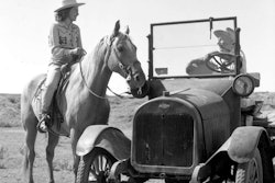 Chevy-truck-centenninal