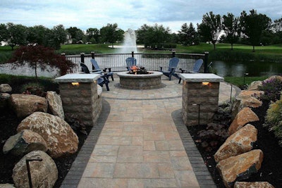 Blue Bell Country Club Fire Pit Lounge Photo: ICPI/Flickr