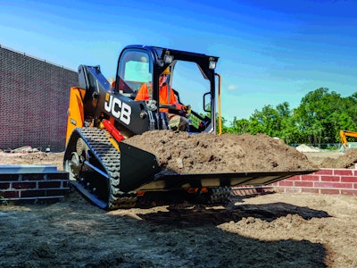 The 215T is the vertical lift model of JCB’s newest CTL. Photo: JCB