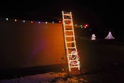 christmas-lights-ladder