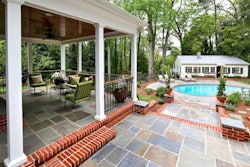 Outdoor-living-space-Cartwright-Landscaping