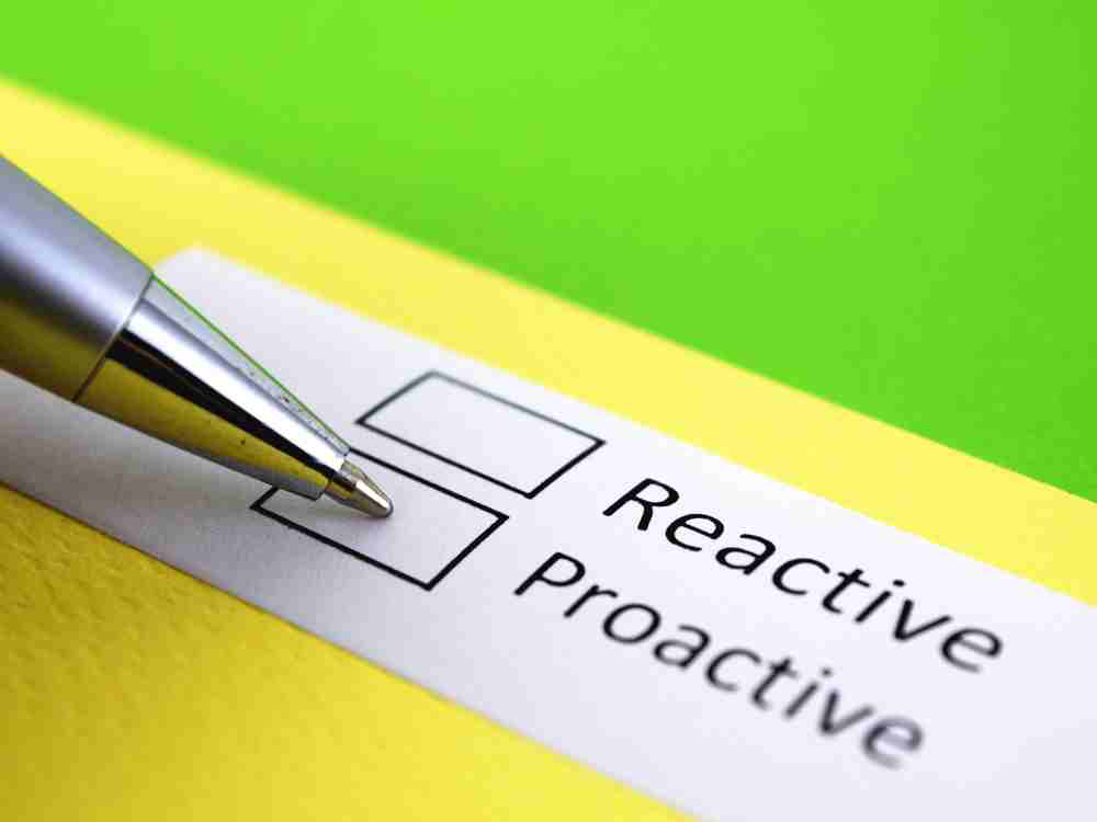 reactive-vs-proactive