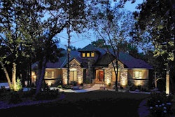 Residential Outdoor Landscape Lighting Omaha NE McKay Landscape Lighting 2006 01