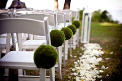 outdoor-wedding-seats