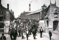 Workers_leave_the_Pullman_Palace_Car_Works,_1893