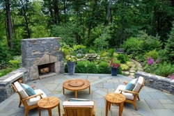 outdoor-living-space-hardscape-patio