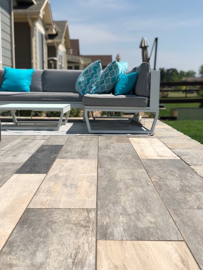 Photo: Summit Hardscaping