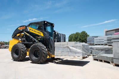 New Holland’s L234 features the Super Boom design, which improves the rear visibility. Photo: New Holland