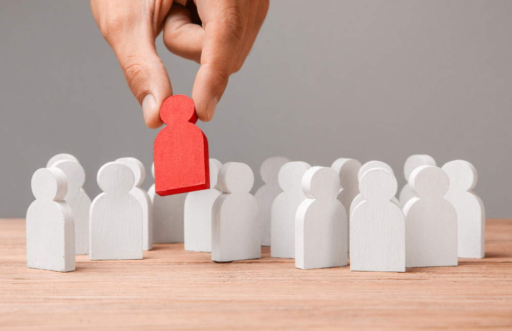 choosing-person-from-crowd