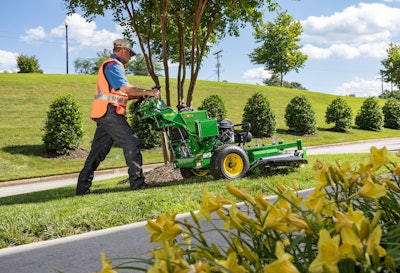 Differences between buying & leasing landscaping equipment