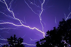 lightning-pixabay-3