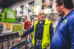 SiteOne-Feb2019-Buffalo-NY-TREATED-Store-Customers-668A2034