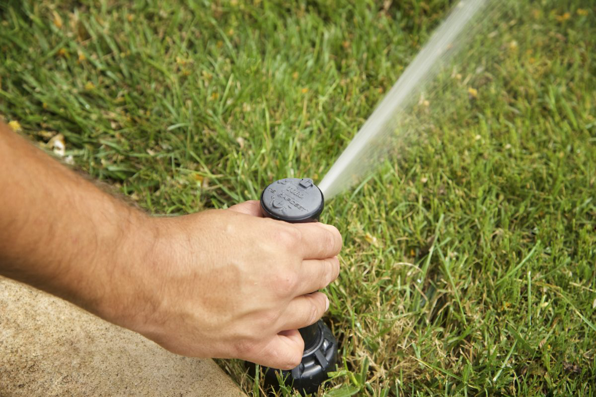 sprinkler-head-adjust