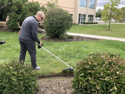 The SRM-2320T string trimmer is marketed toward entry-level landscapers. Photo: Jill Odom/Total Landscape Care