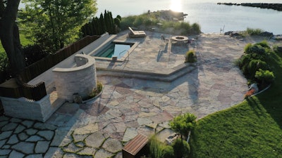 715 Sheridan Lakefront Retreat Photo: ICPI