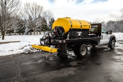 snowex-liquid-deicer-sprayer40