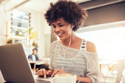 girl-working-on-laptop