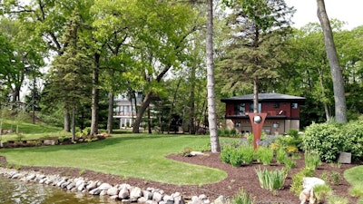 Photo: Createscape Landscaping Service Inc.