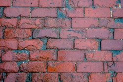 brick-wall-water-damage-masonry