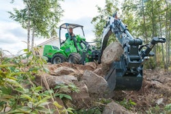 articulated-loader-avant-600-series