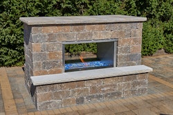outdoor-fireplace-brick-hardscaping