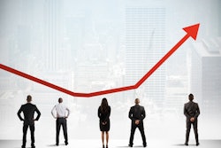 industry-experts-analyzing-arrow-diagram