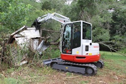 takeuchi-tb257fr-compact-excavator