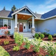 residential-mulched-flower-beds