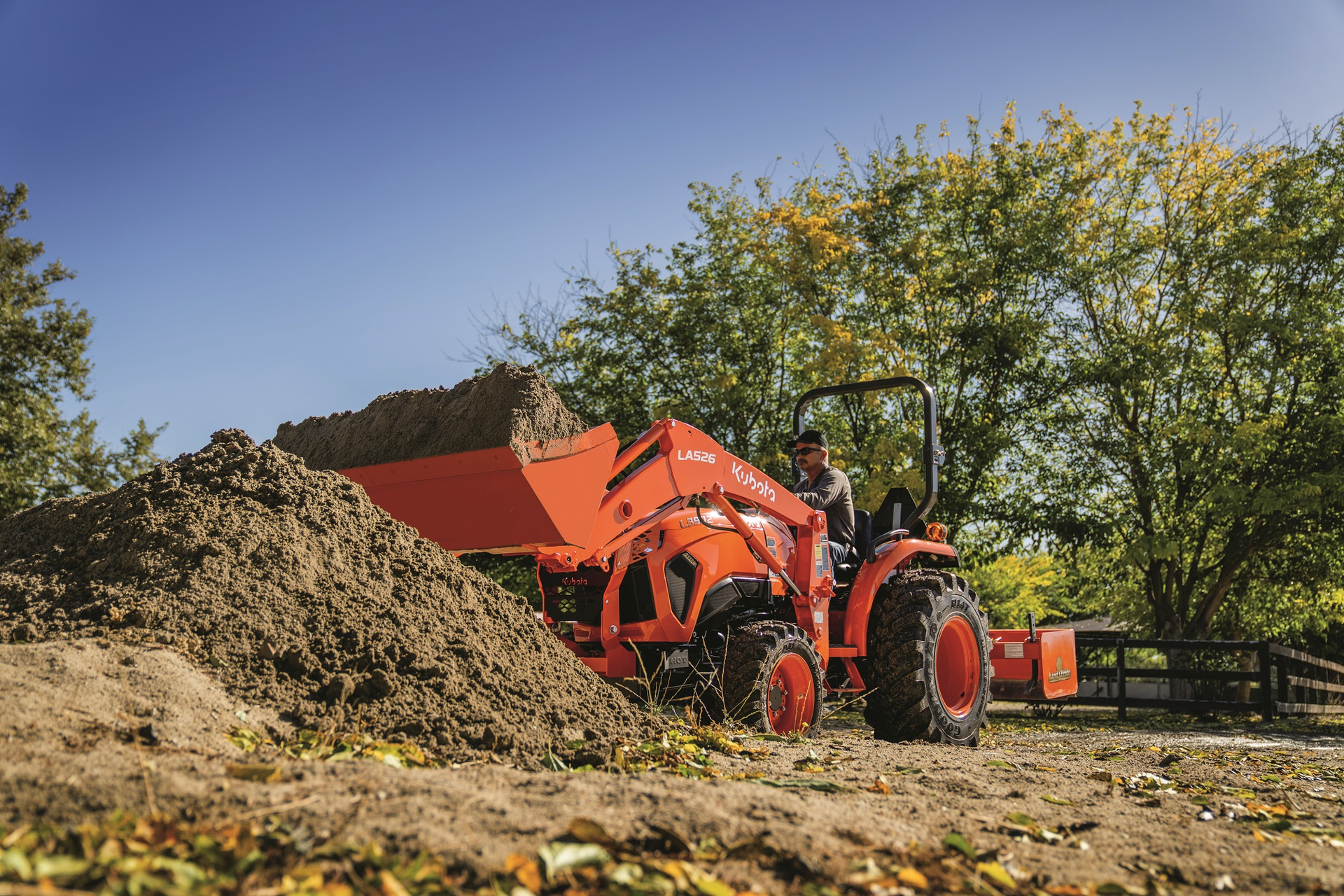 Kubota’s New L3302, L3902 Compact Tractors Get Premium Features | Total ...