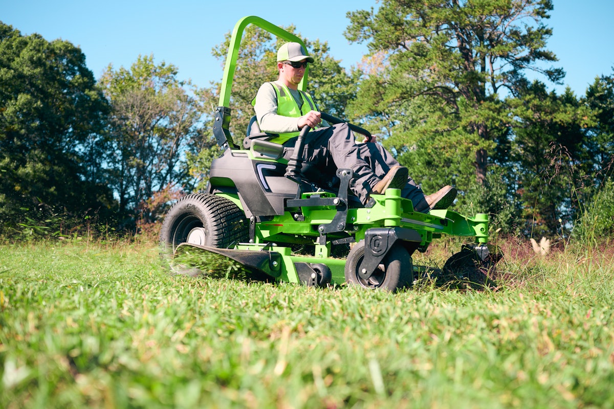 Greenworks introduces OptimusZ vary of mowers Batang Tabon