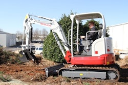 TB335R digging