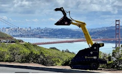 Volteq Sky 1000 battery-powered mini track loader