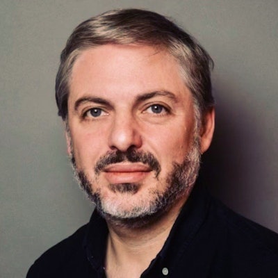 Daniel Headshot 2023