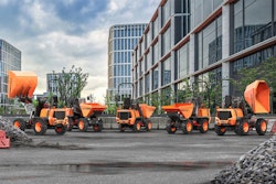 Ausa next-generation compact dumpers
