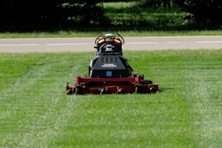Exmark_Turf Tracer with XiQ