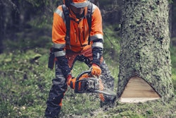 The 564 XP in action.