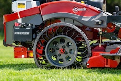 Exmark Tractus Tire 6