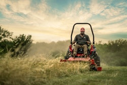 Gravely Pro Turn Mach One My23 Dsc03139 Edit 1200x800 5b2df79