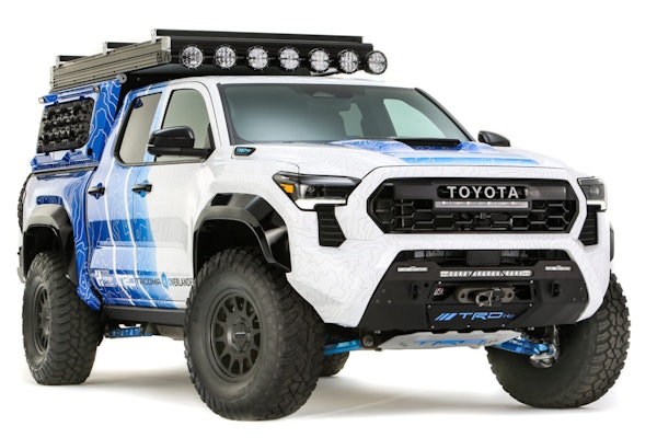The Toyota Tacoma H2 Overlander Concept runs on hydrogen fuel cells and lithium-ion batteries.